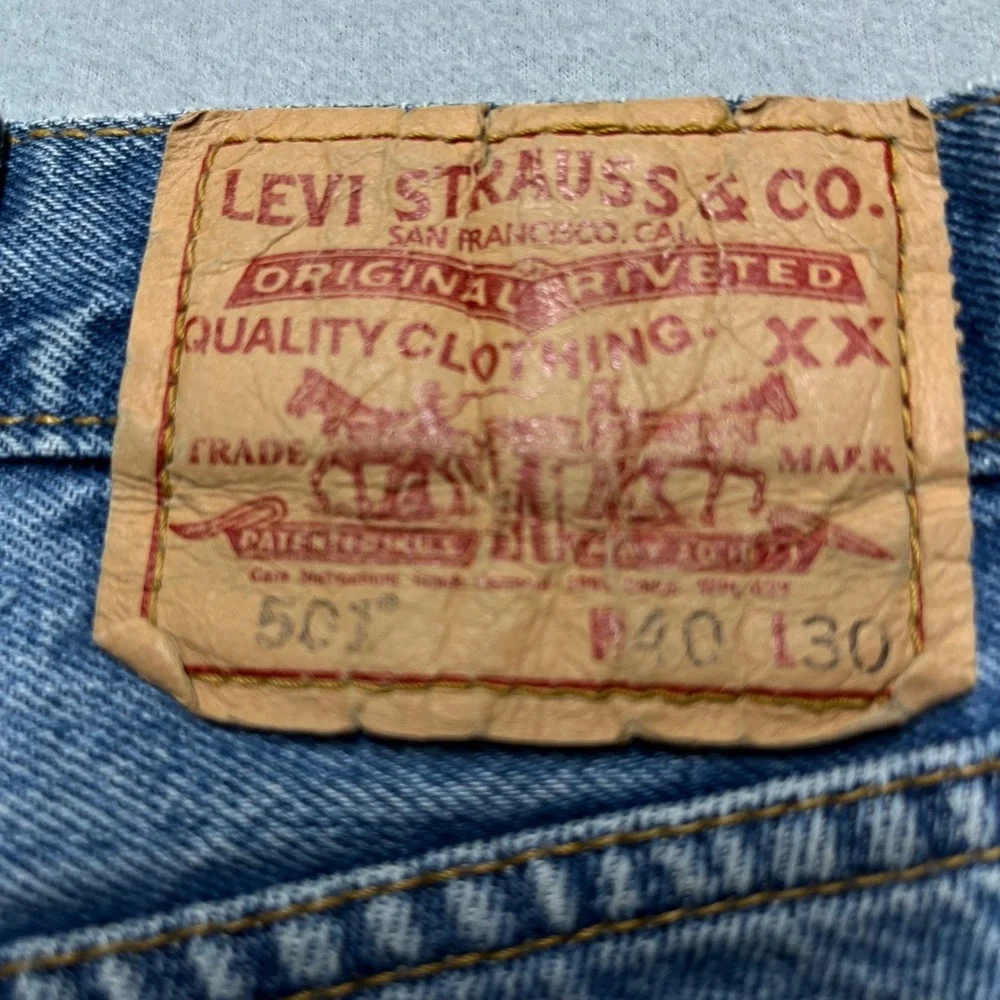 Vintage Levis men jeans 501 XX Blue denim 40x30 (fit 38x31) Med wash straightleg